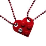 Il cuore di Lego è impreziosito da uno Swarowski