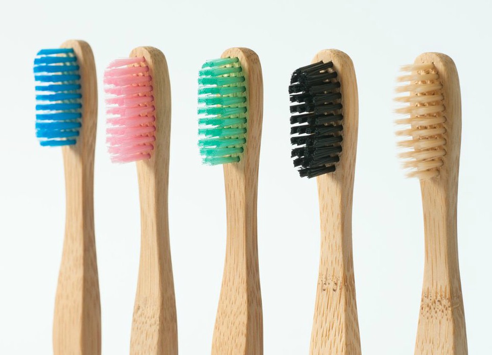 Basta plastica! Passa allo spazzolino in bambù